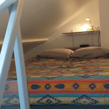 Mezzanine 5 Personnes Pansiyon *